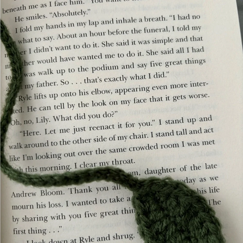 Crochet flower 🌸 bookmark 📕 - Picture 7 of 7